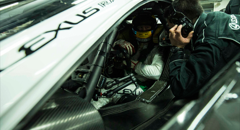 レクサス「走るアート」公開