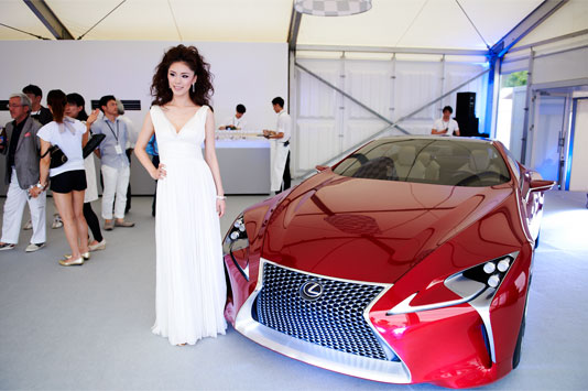 レクサス スピンドル ナイト“SPECIAL PIT PARTY”開催