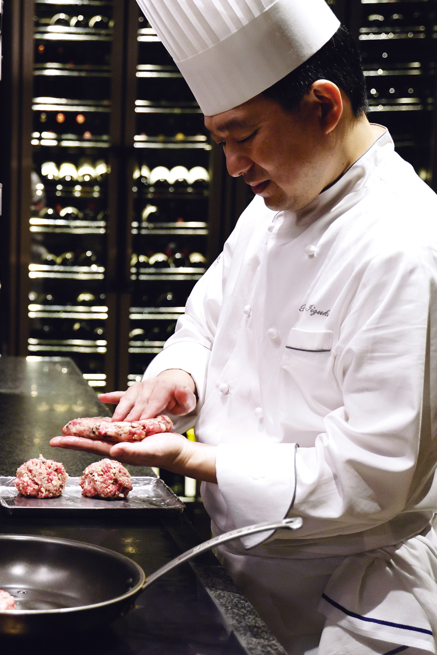 リューズ&emsp;飯塚隆太氏