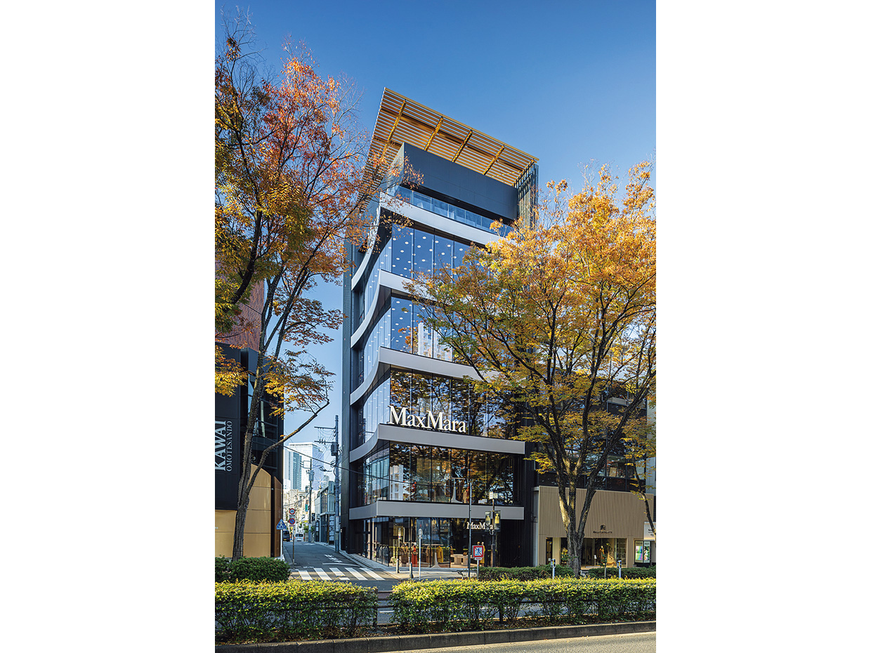 マックスマーラ フラッグシップストア
