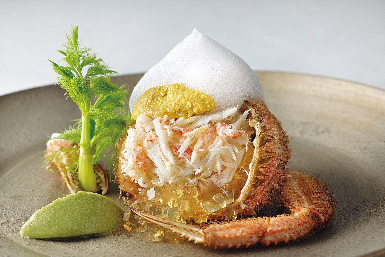 リゾナーレトマム。泡で包んだ蟹とフィノッキオの爽やかな香り