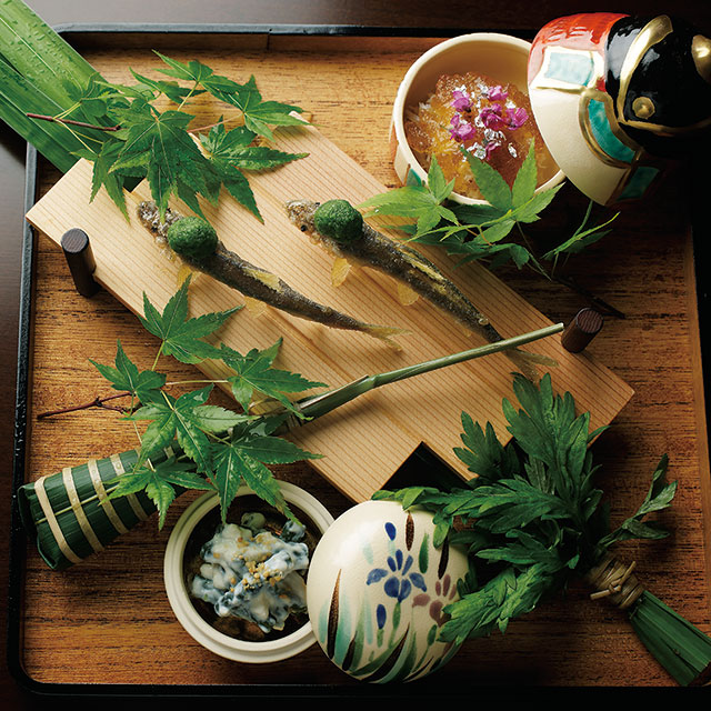 時間の流れを皿にうつす