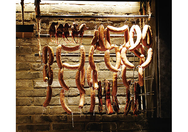 銀座&nbsp;やまの辺、腸詰め