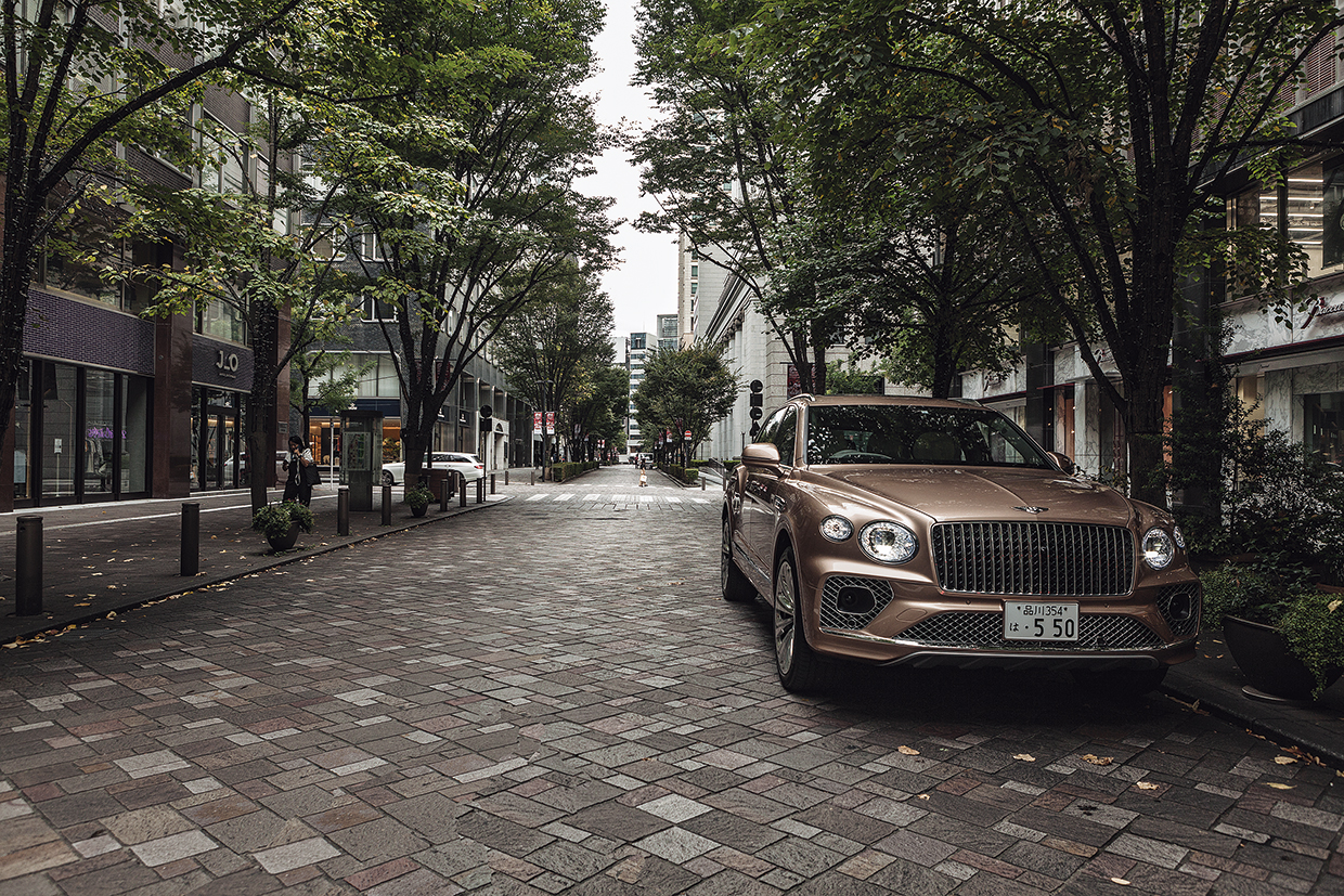 ベントレー&emsp;ベンテイガ&nbsp;EWB&nbsp;アズール