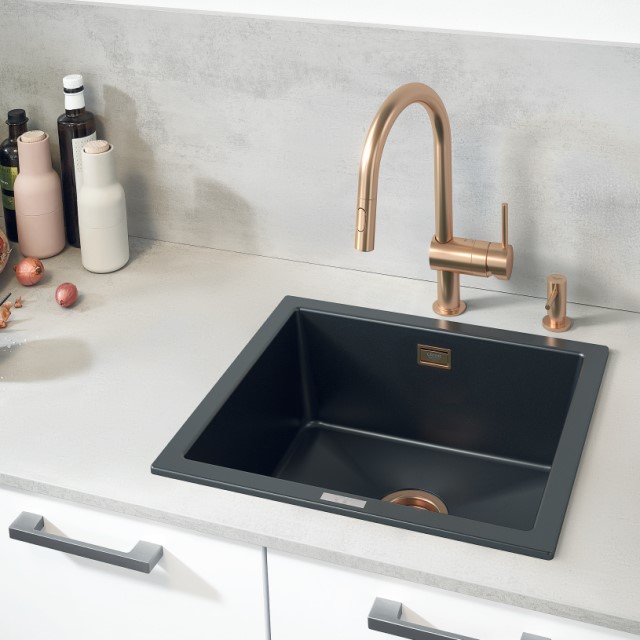 設備を超える水まわり製品