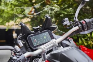 疾走の先にある静寂、ドゥカティ、新型ムルティストラーダV4