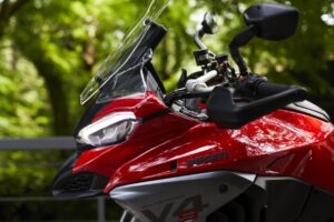 疾走の先にある静寂、ドゥカティ、新型ムルティストラーダV4