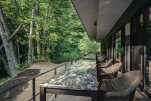 静寂に包まれた非日常の聖域へTHE YUKAWA 一條支店