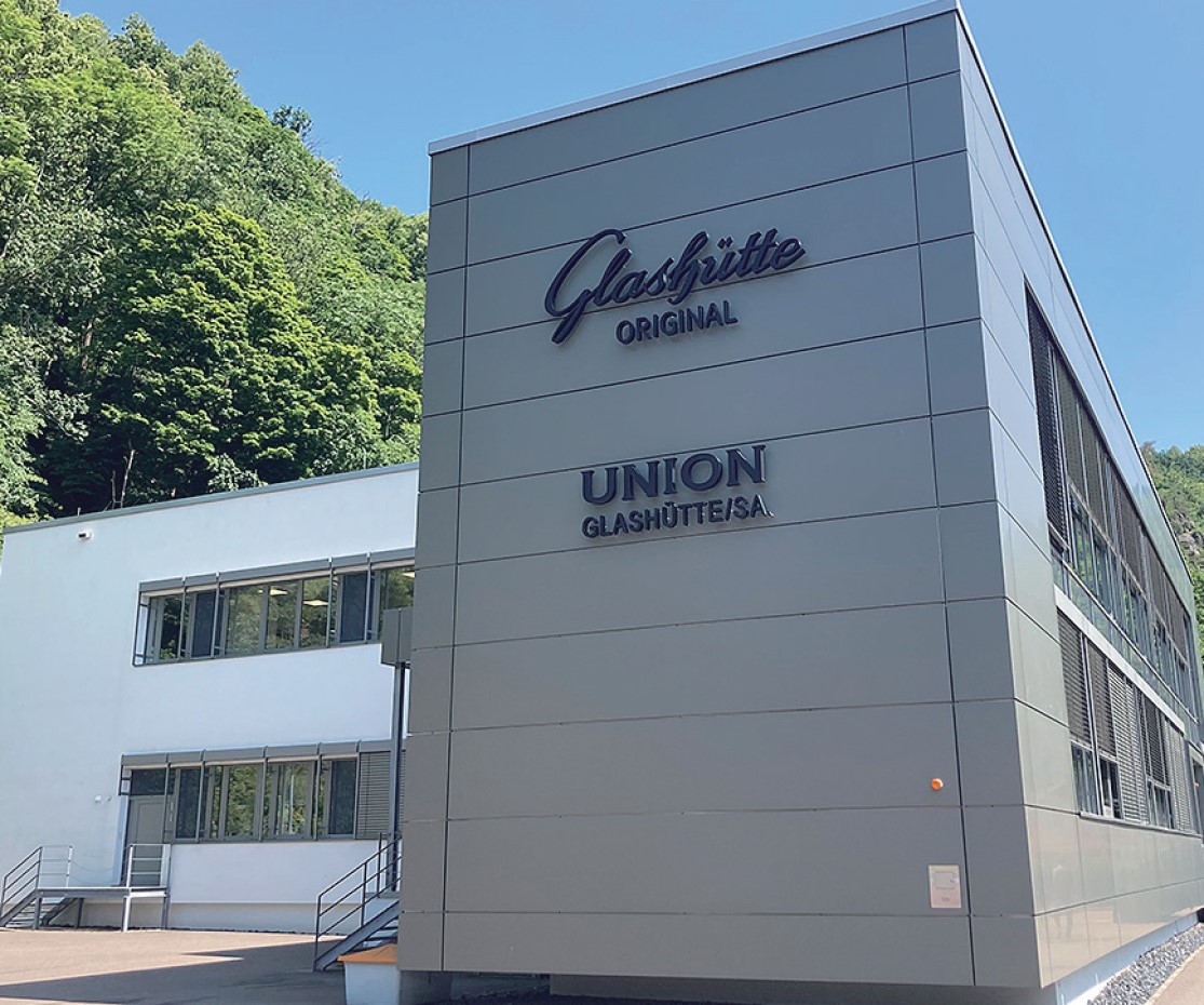 不朽の価値 第26回、まつあみ靖、グラスヒュッテ・オリジナルの新ダイアルマニュファクトリーを訪ねて