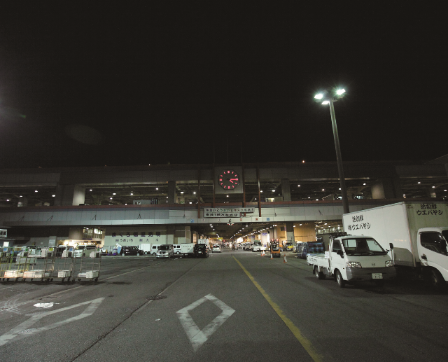 時今浪花賑活気あふれる天下の台所