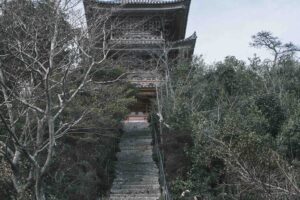 瀬戸内の春、凪を往く