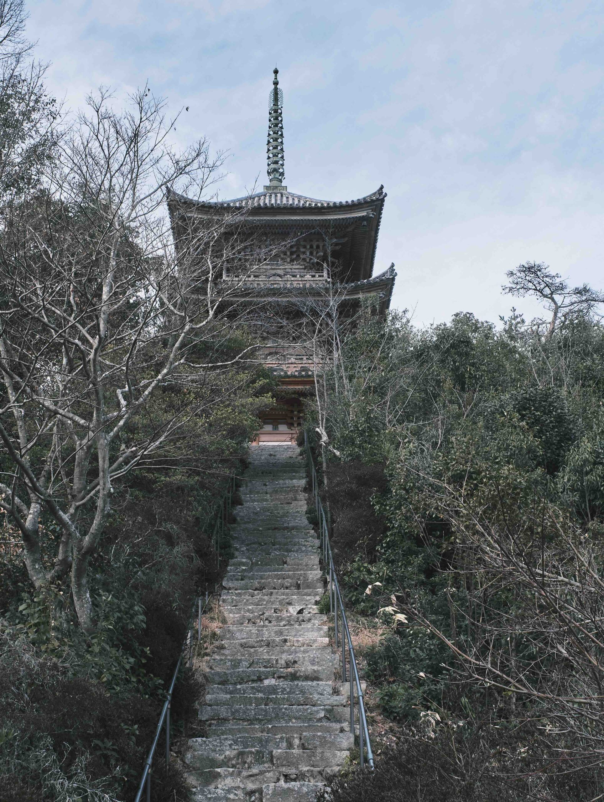 瀬戸内の春、凪を往く