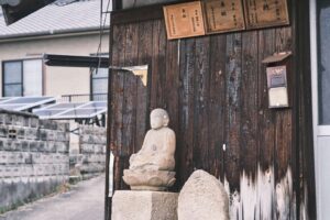 瀬戸内の春、凪を往く