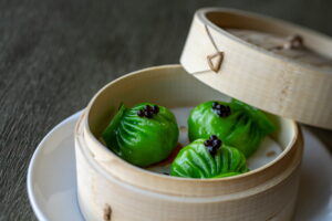 グランド ハイアット 東京で杭州料理の至宝ジミー・ウェイ氏が放つ革新の美食を味わう