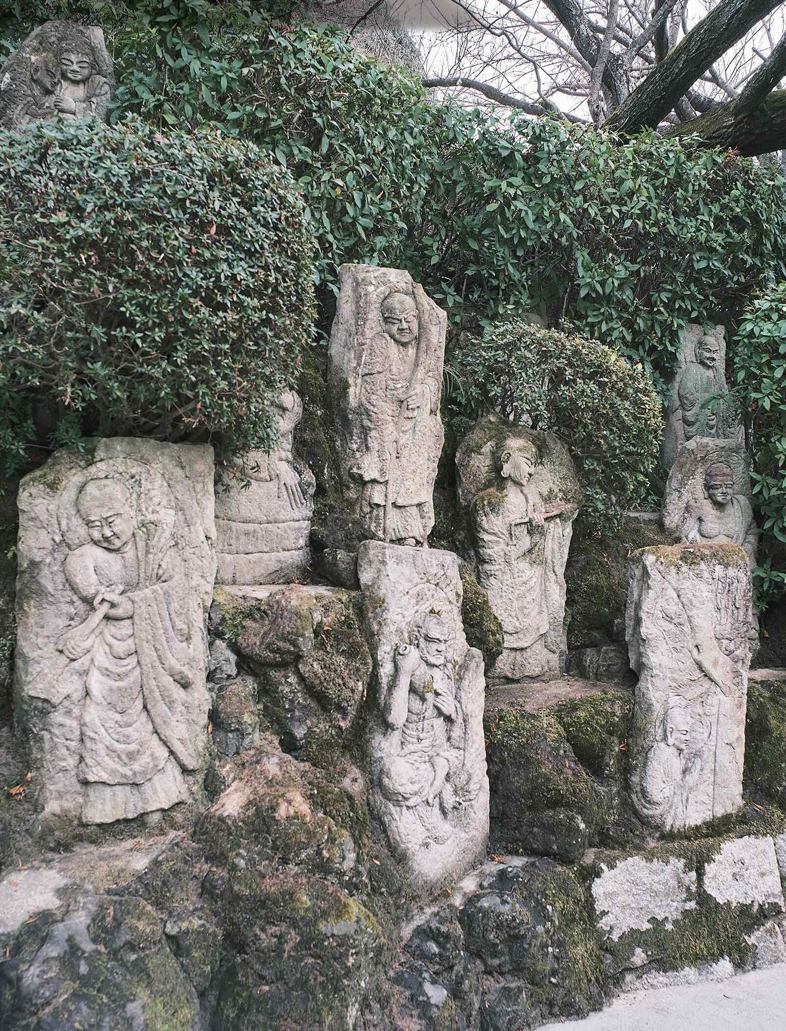 瀬戸内の春、凪を往く