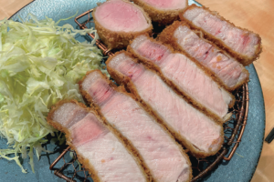 眞杉大介　1トンのとんかつ、その向こう側へ