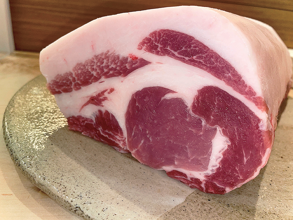 眞杉大介　1トンのとんかつ、その向こう側へ