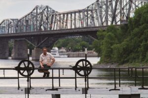 The City of the Canal　オタワ、運河と建築の旅