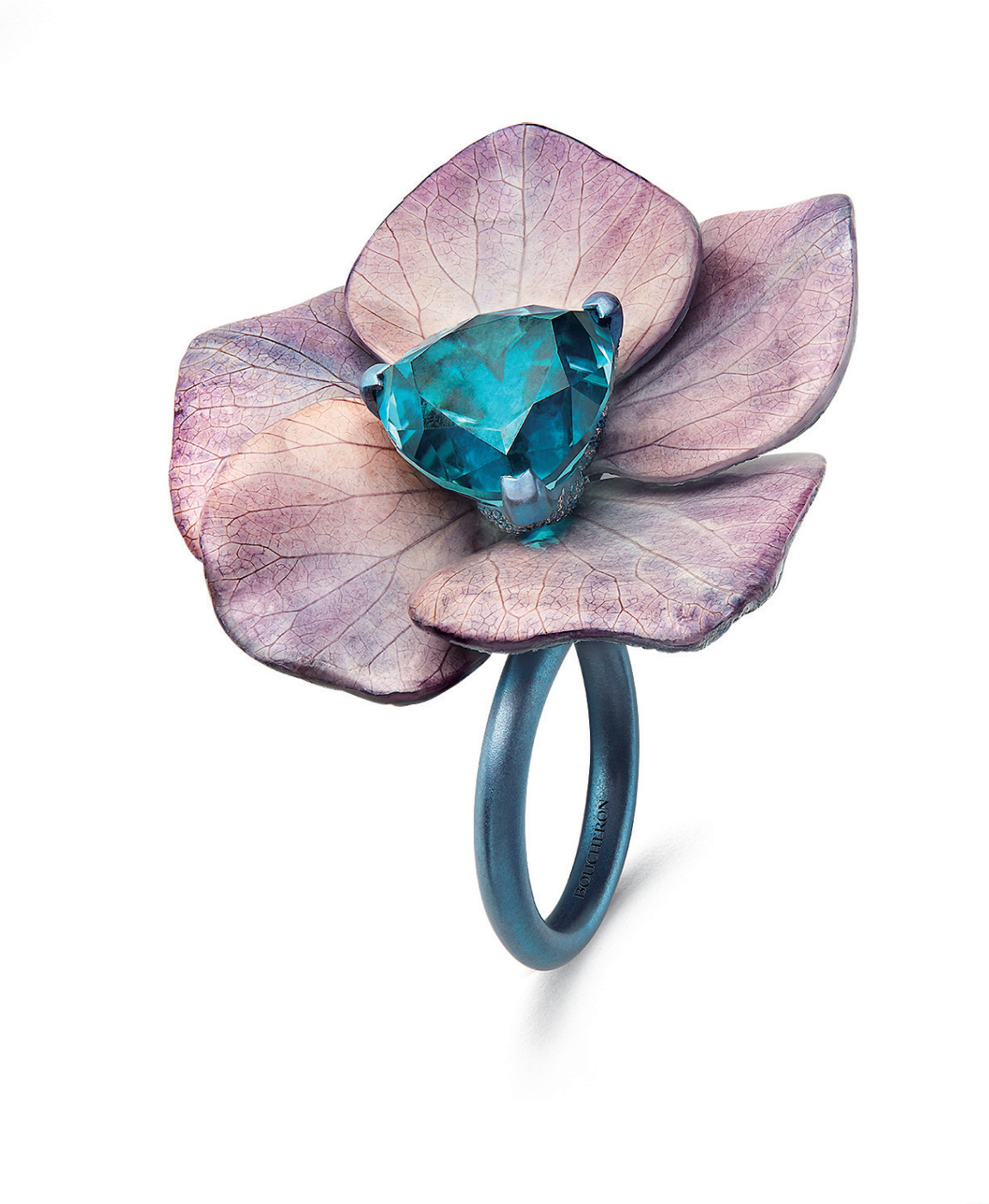 透明な時間　GRAFF／BOUCHERON／MIKIMOTO